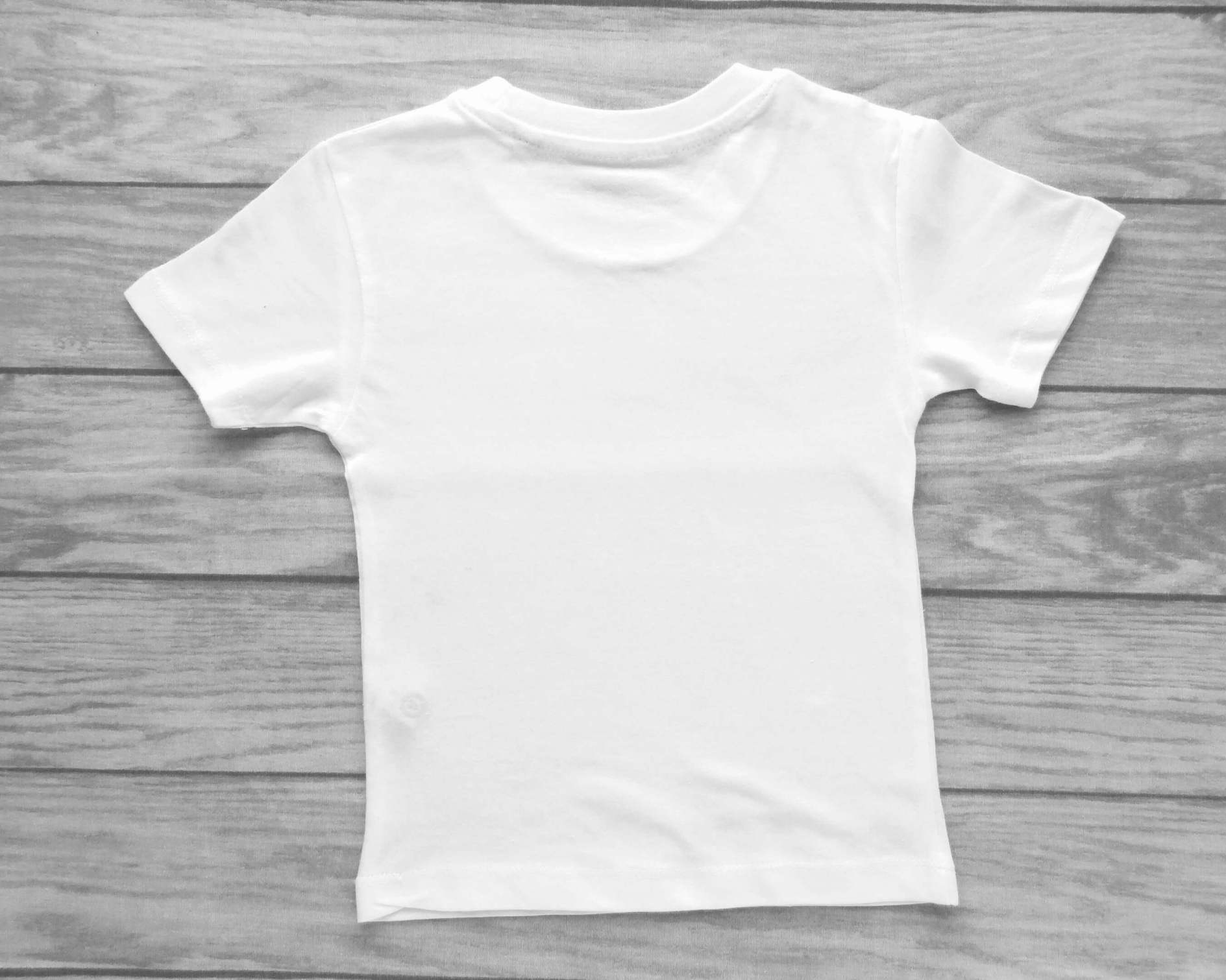 Rückseite weißes Kinder T Shirt von Smartbabies