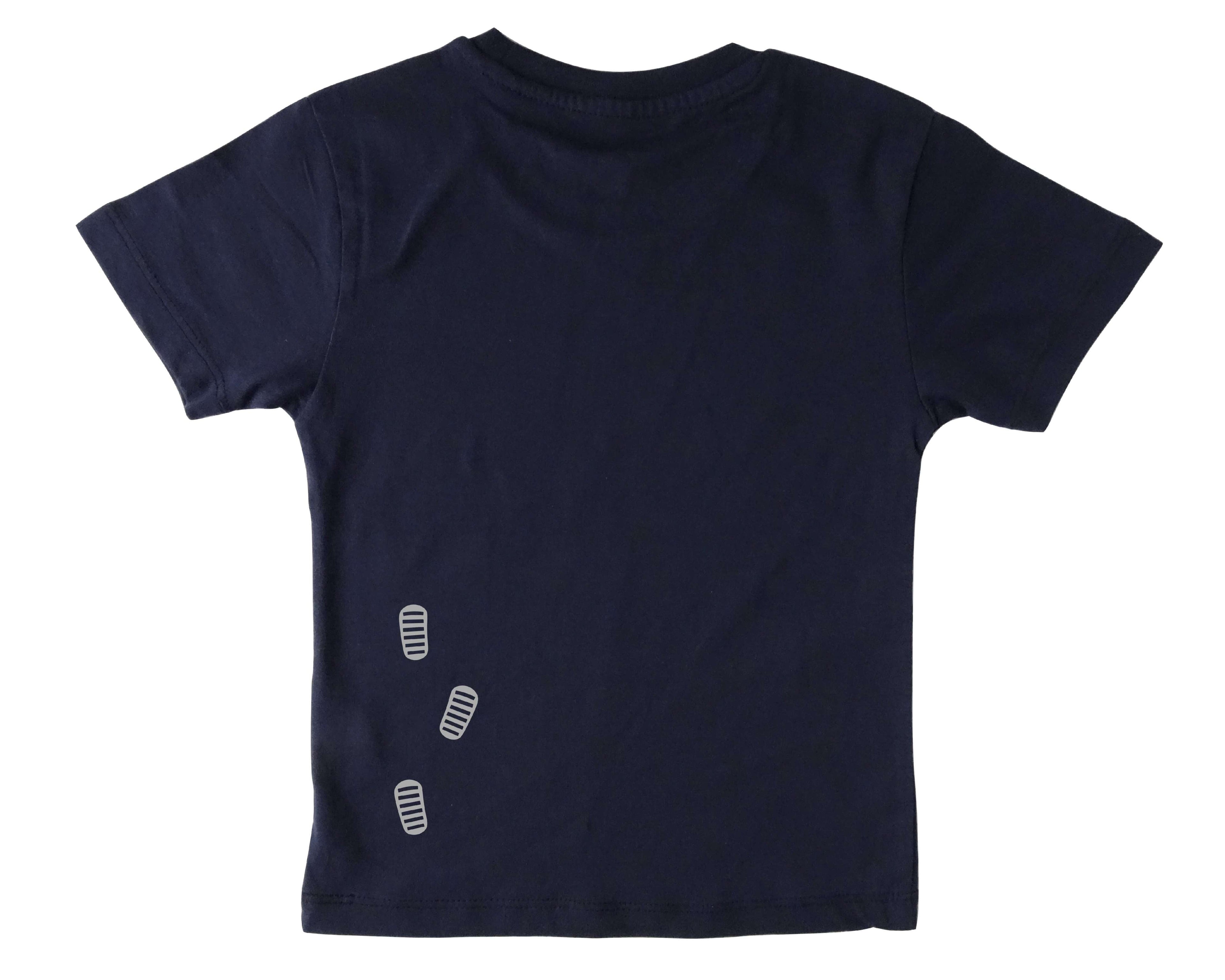 Rückseite von navi Geburtstagsshirt Astronaut bei Mondlandung, für Kinder personalisierbar mit Name und Zahl