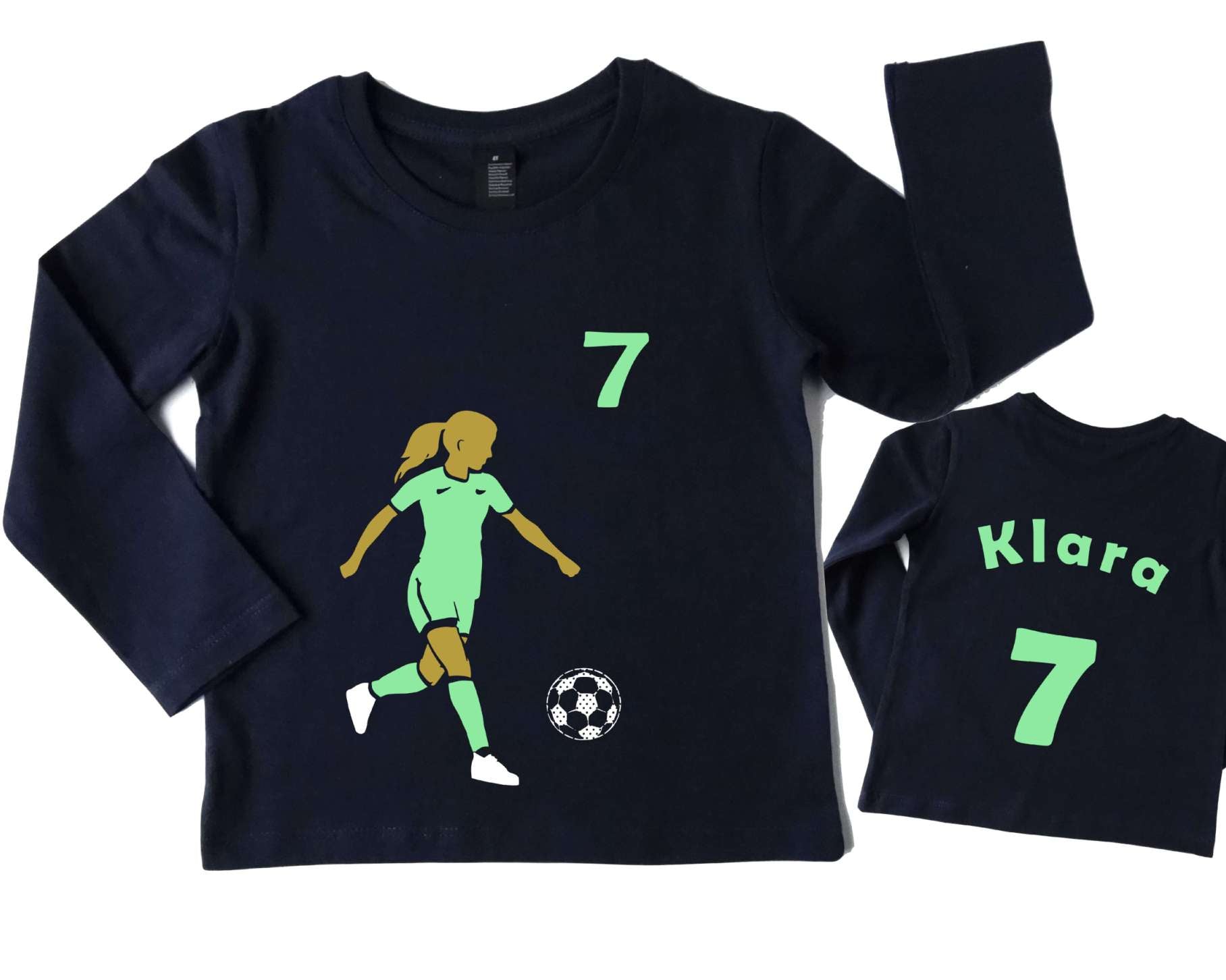 Geburtstagsshirt für coole Fußball Mädchen mit gold metallic Effekt, mit Fußballerin Name und Zahl Trikot Rückseite, mintes Trikot