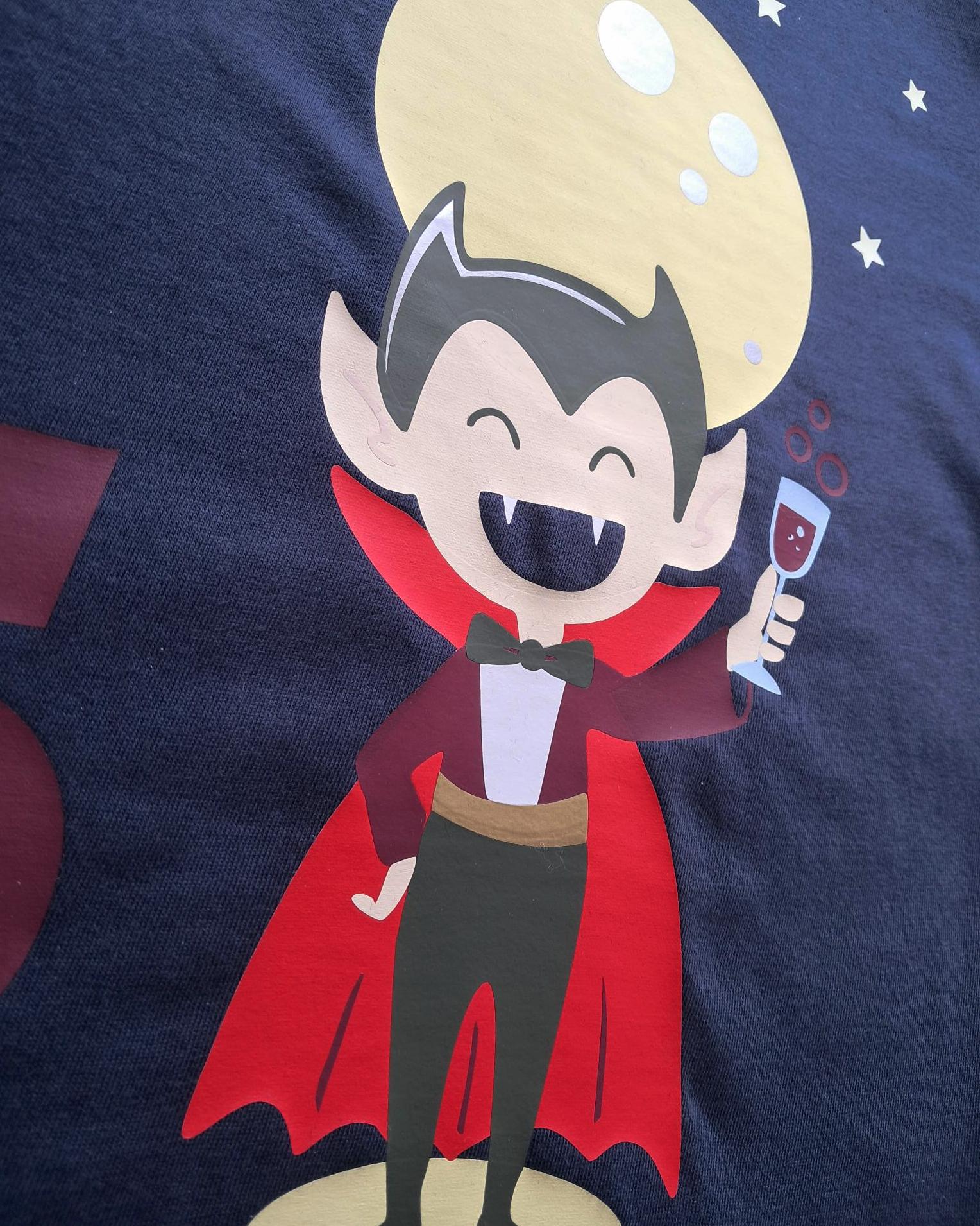 Detail von Aufdruck Halloweenshirt Vampir für Kinder