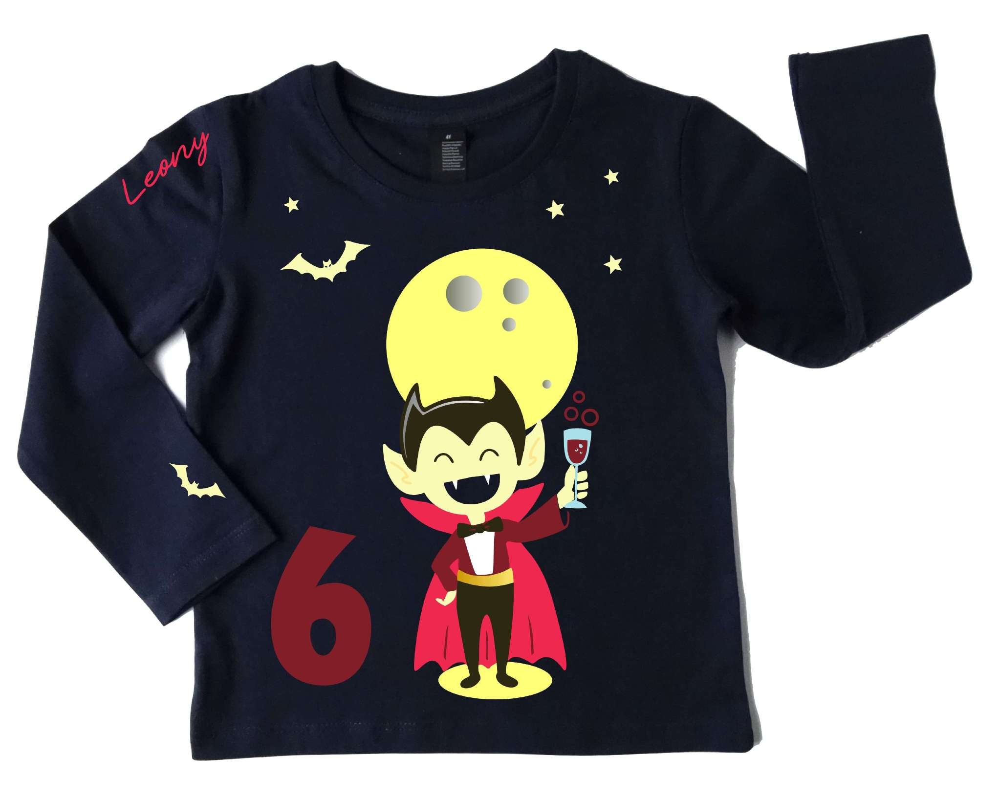 süß gruseliges Kinder Halloween Shirt mit Vampir und Leuchteffekt im Dunkeln für Kinder, mit Name und Zahl für Geburtstag,  pinker Umhang