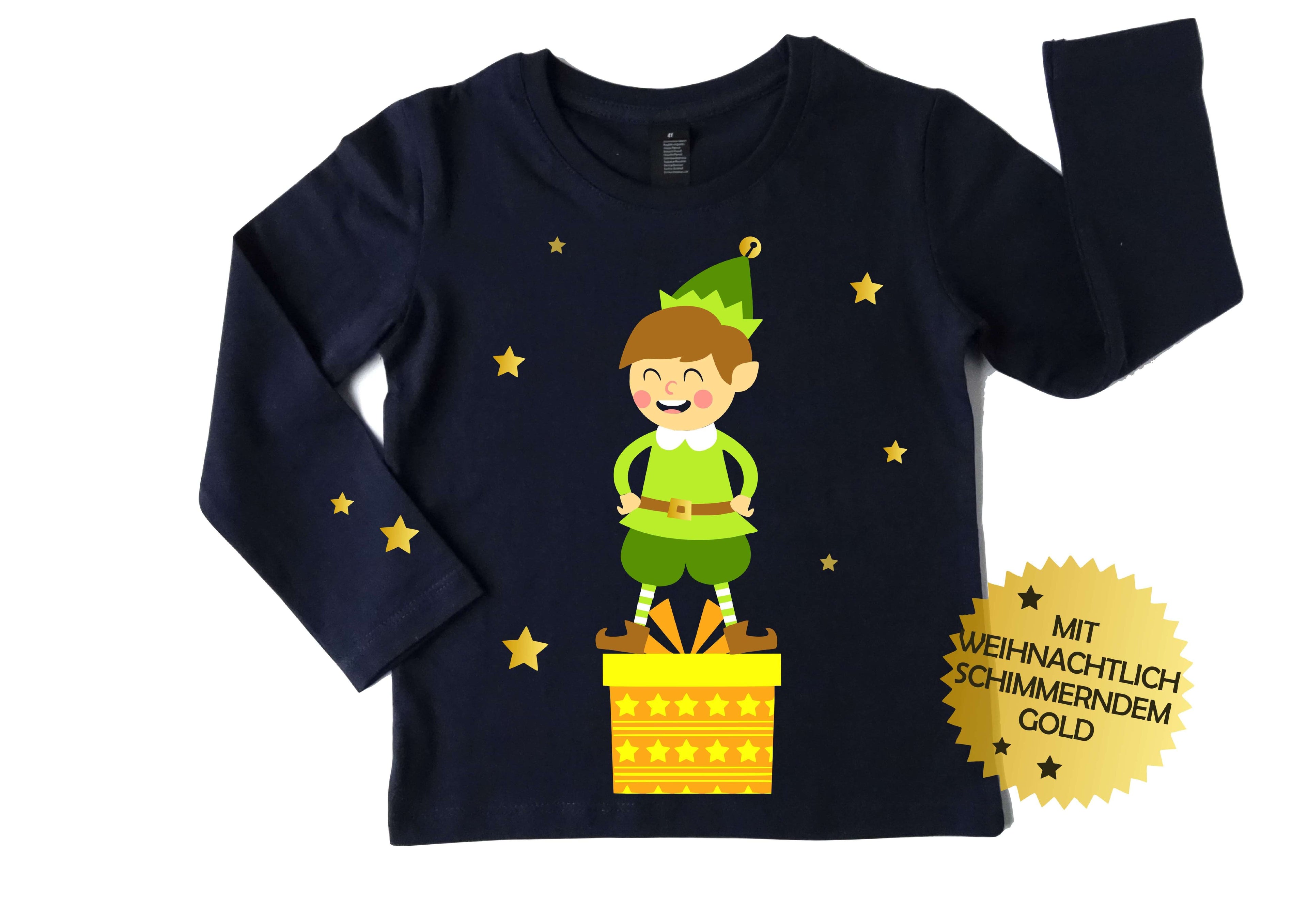 navi Langarmshirt für Kinder mit Name und Zahl und großem Weihnachtswichtel auf gelbem Geschenk stehend
