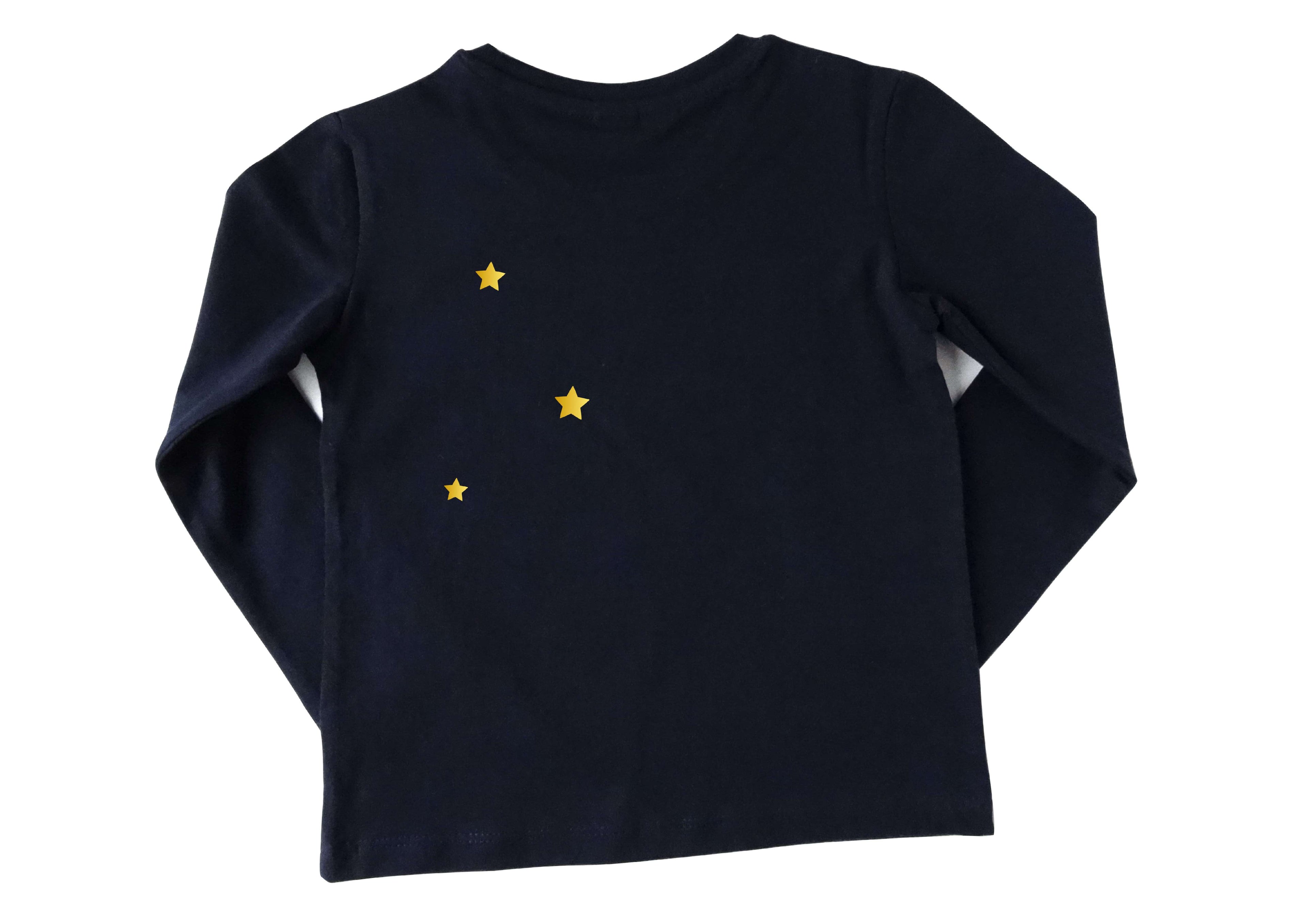 Rückseite Weihnachtsshirt Wichtel mit goldenen Sternen